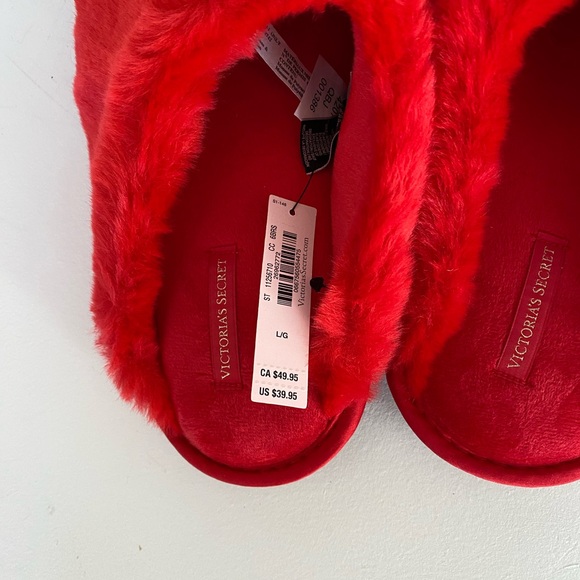 NWT Victoria’s Secret Closed-Toe Faux Fur Slippers - Picture 8 of 14